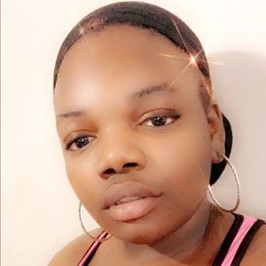 Meet your Posher, Alima